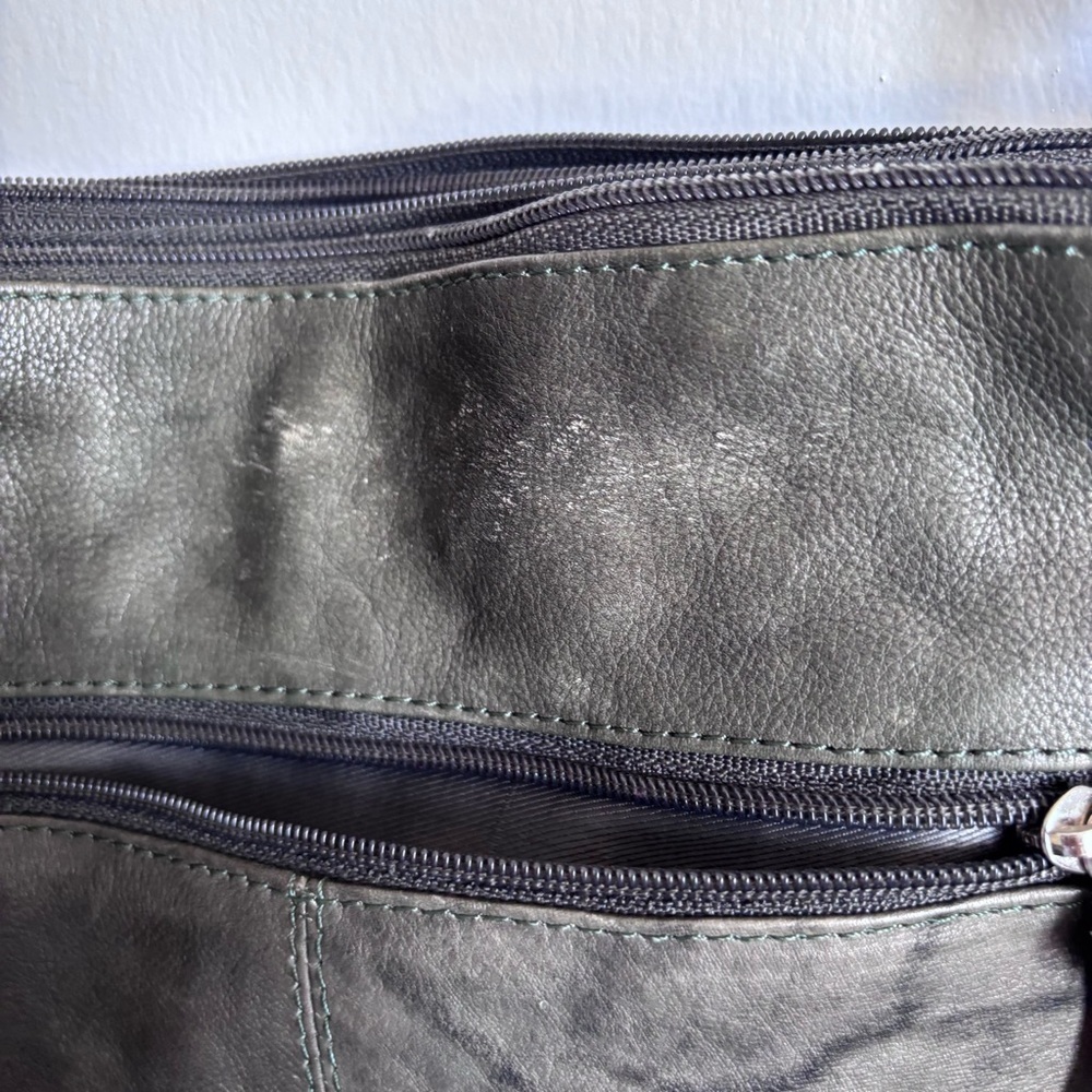 ⭐️⭐️⭐️Great American Leather Works green and black Leather purse - Picture 10 of 13